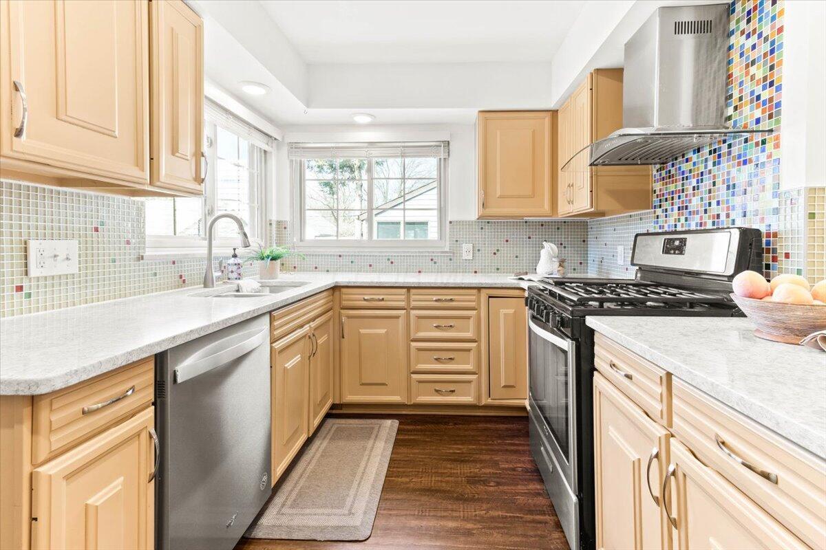 91 North Stanwood Road Bexley, OH 43209 - Photo 14 of 34 Kitchen