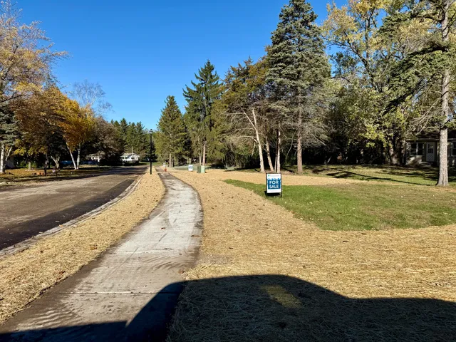 $274,999 | Lt4 Wolf Drive, Dousman, WI 53118