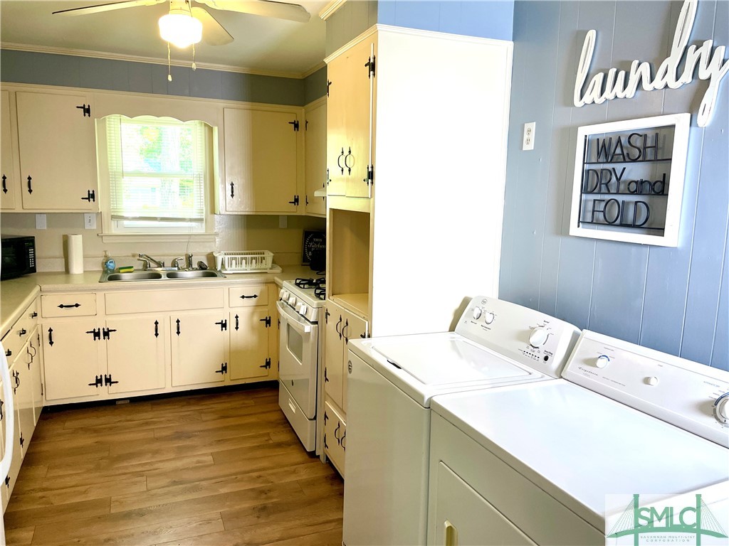 1935 Cokesbury Drive Savannah, GA 31406 - Photo 3 of 12