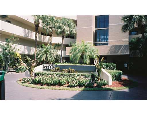 5700 Camino Del Sol, Unit 306 Boca Raton, FL 33433 - Photo 1 of 7 Primary Photo