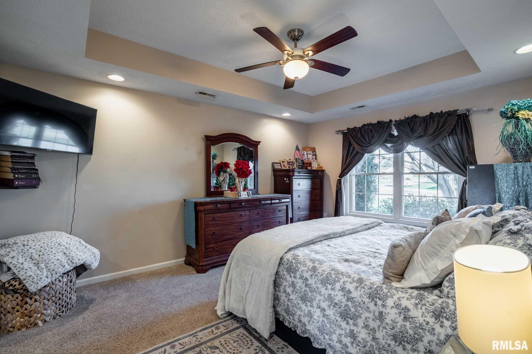 411 Prince Lane Herrin, IL 62948 - Photo 12 of 25