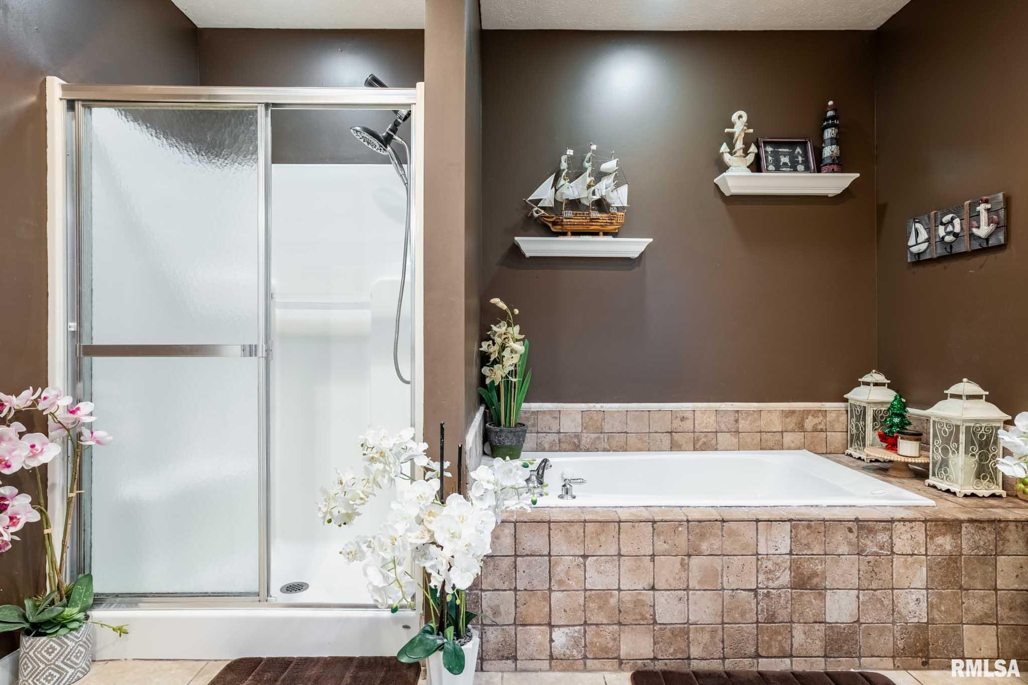 411 Prince Lane Herrin, IL 62948 - Photo 15 of 25