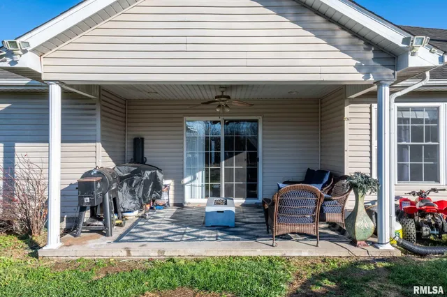 $249,900 | 411 Prince Lane, Herrin, IL 62948