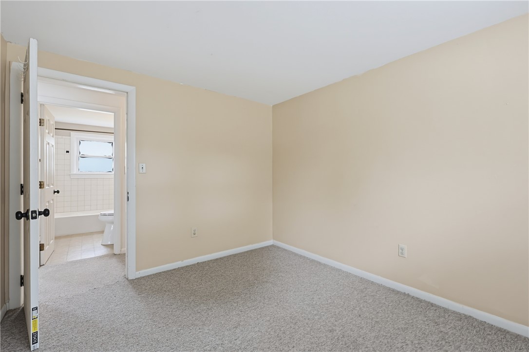 29 Rosedale Drive Bristol, RI 02809 - Photo 21 of 34 bedroom 2