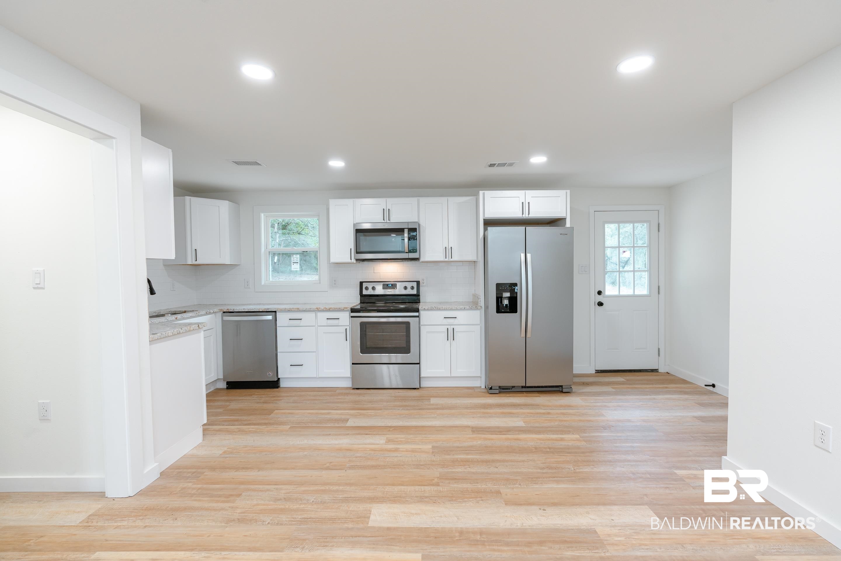5201 Almeda Court Mobile, AL 36693 - Photo 6 of 25