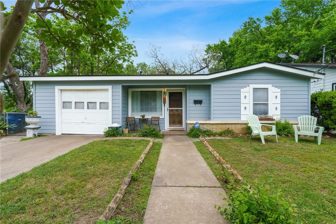3200 Goodwin Avenue Austin, TX 78702 - Photo 1 of 1