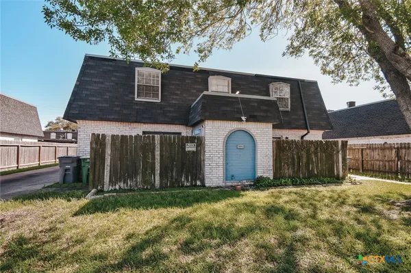 $339,500 | 1805 Rosemary Drive, Victoria, TX 77901