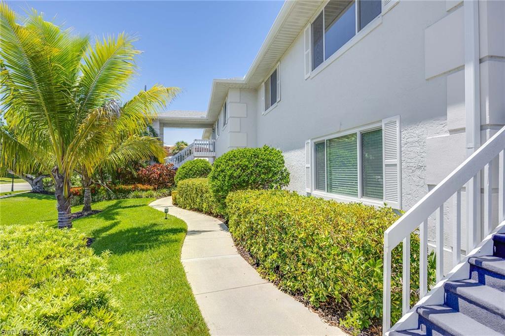 707 Neapolitan Way, Unit 707 Naples, FL 34103 - Photo 2 of 23