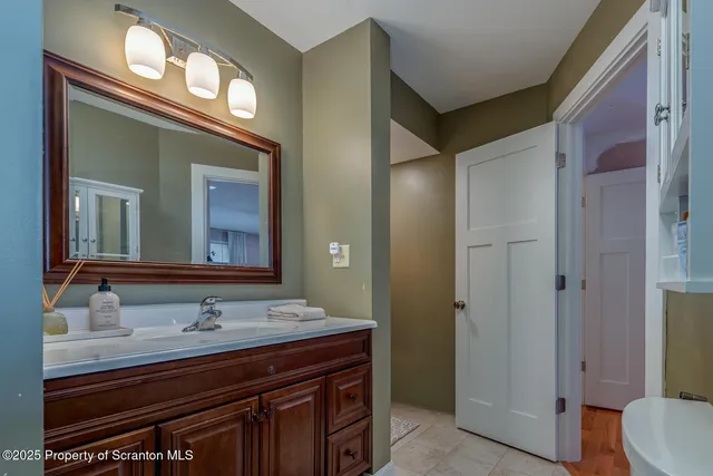 $525,000 | 121 Red Coat Lane, Wilkes Barre, PA 18706