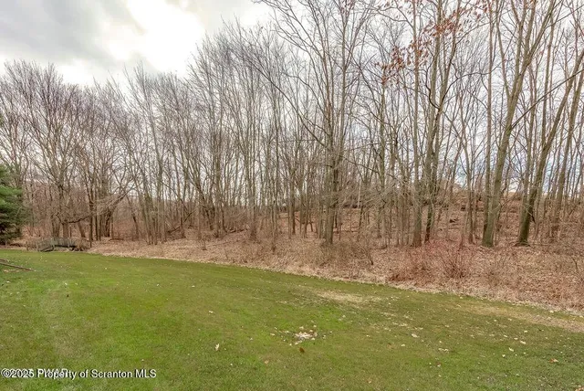 $525,000 | 121 Red Coat Lane, Wilkes Barre, PA 18706