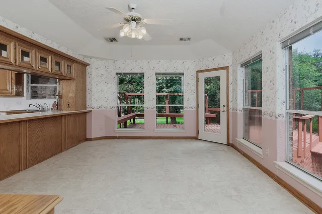 $498,700 | 3134 Lake Island Drive, Montgomery, TX 77356