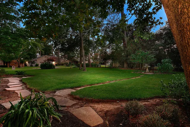 $498,700 | 3134 Lake Island Drive, Montgomery, TX 77356