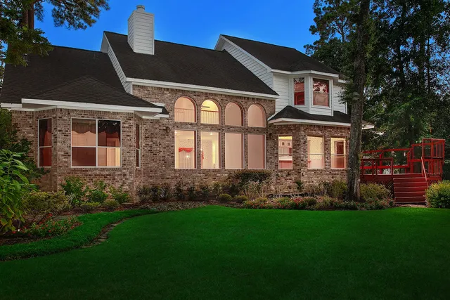 $498,700 | 3134 Lake Island Drive, Montgomery, TX 77356