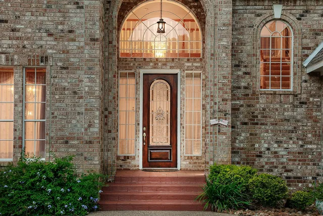 $498,700 | 3134 Lake Island Drive, Montgomery, TX 77356