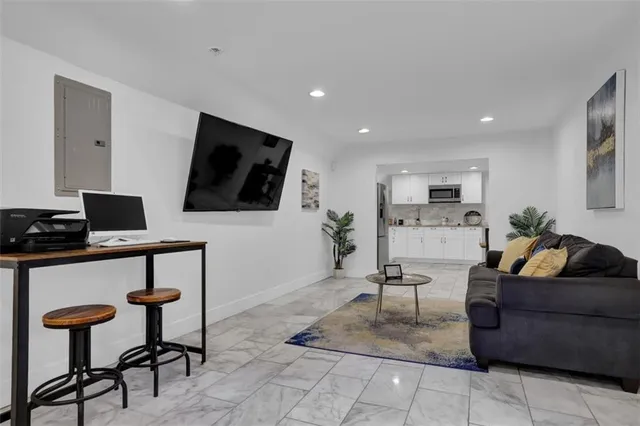 $15,000 | 50 Lakeland Drive Northwest, Atlanta, GA 30305