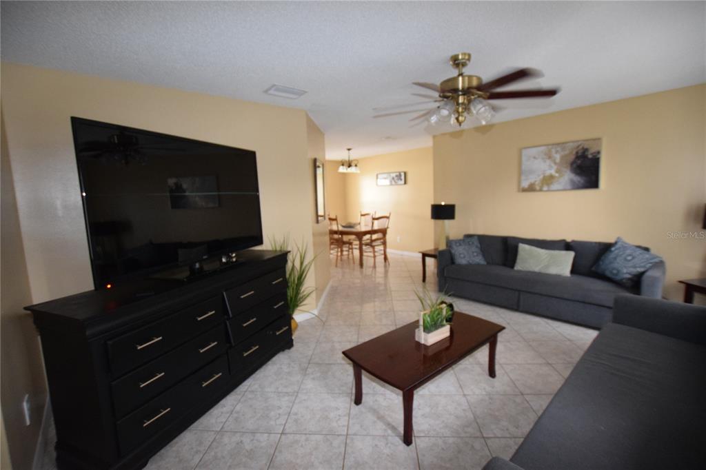 1090 Jason Ridge Court Kissimmee, FL 34747 - Photo 11 of 25
