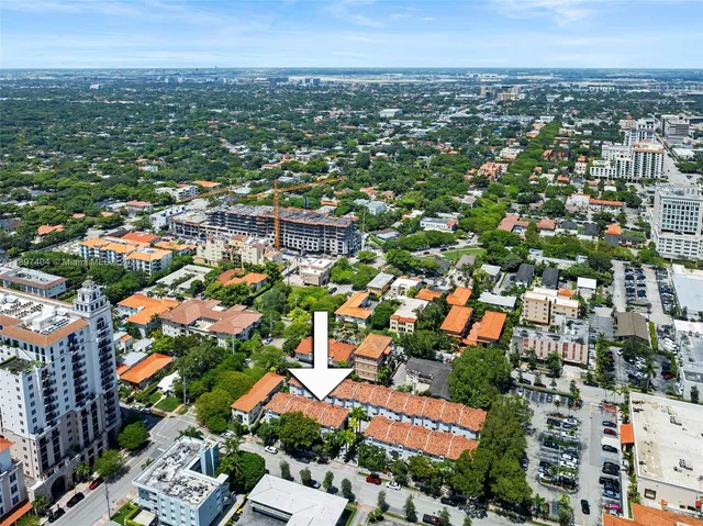 $1,138,990 | 261 Navarre Avenue, Unit A3, Coral Gables, FL 33134