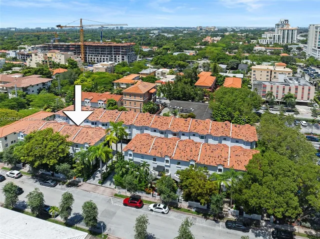 $1,138,990 | 261 Navarre Avenue, Unit A3, Coral Gables, FL 33134