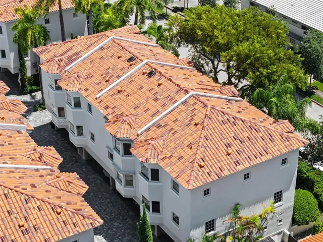 $1,138,990 | 261 Navarre Avenue, Unit A3, Coral Gables, FL 33134