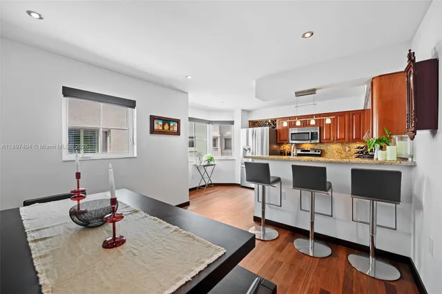 $1,138,990 | 261 Navarre Avenue, Unit A3, Coral Gables, FL 33134