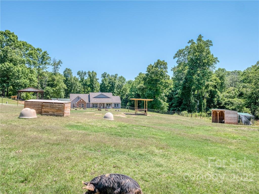 158 Propst Road Dallas, NC 28034 - Photo 2 of 31 Gallery Image 2
