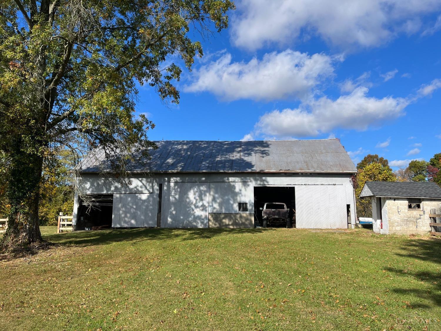 2902 Ireton Trees Road Bethel, OH 45106 - Photo 4 of 22