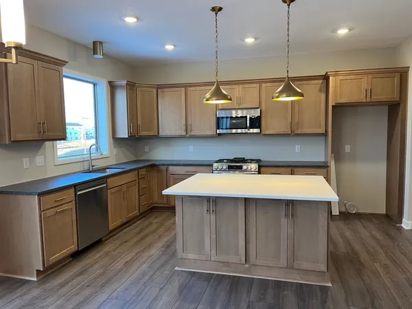 $670,000 | 1457 143rd Street East, Rosemount, MN 55068