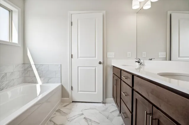 $670,000 | 1457 143rd Street East, Rosemount, MN 55068