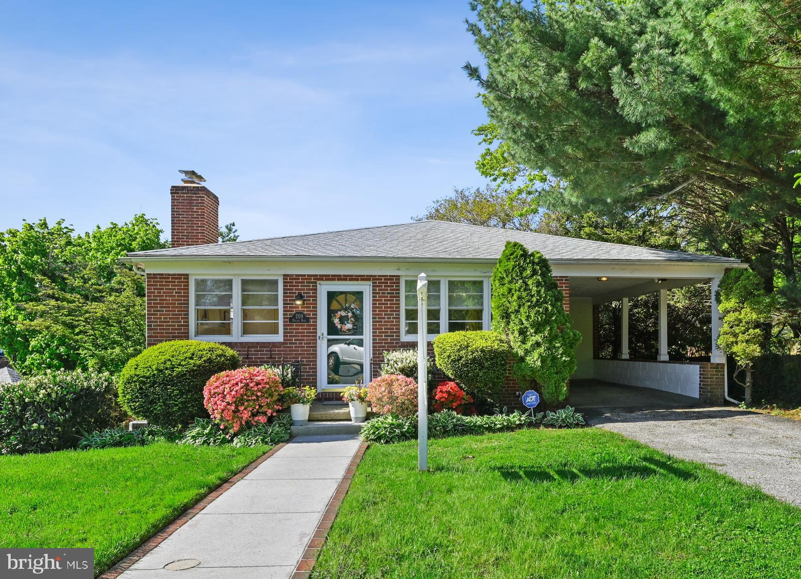 209 Hollen Road Baltimore, MD 21212 - Photo 2 of 48