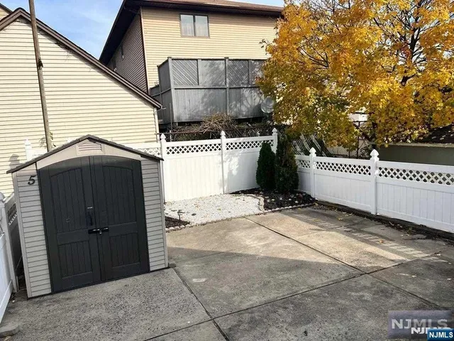 a view of a entrance gate of a house