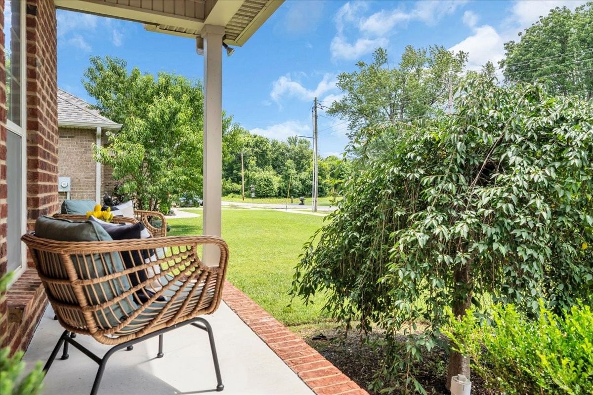 110 Riley Creek Road Tullahoma, TN 37388 - Photo 4 of 47
