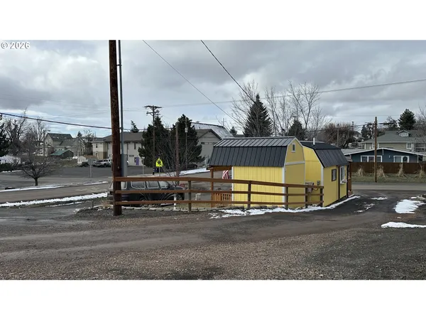 $249,900 | 112 North Oregon Street, Condon, OR 97823