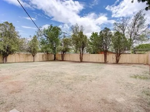 $1,400 | 4013 46th Street, Lubbock, TX 79413