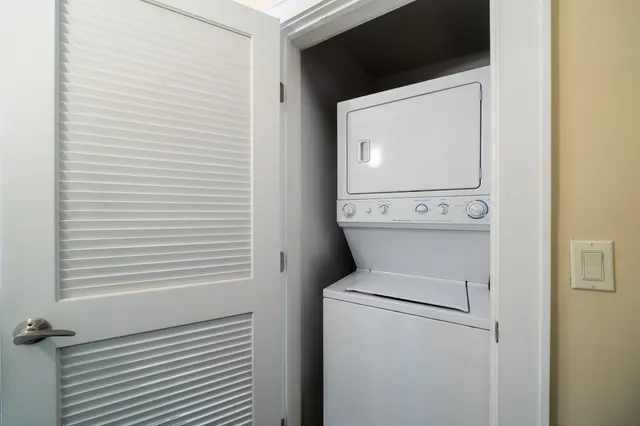 a close up view of a washer and dryer