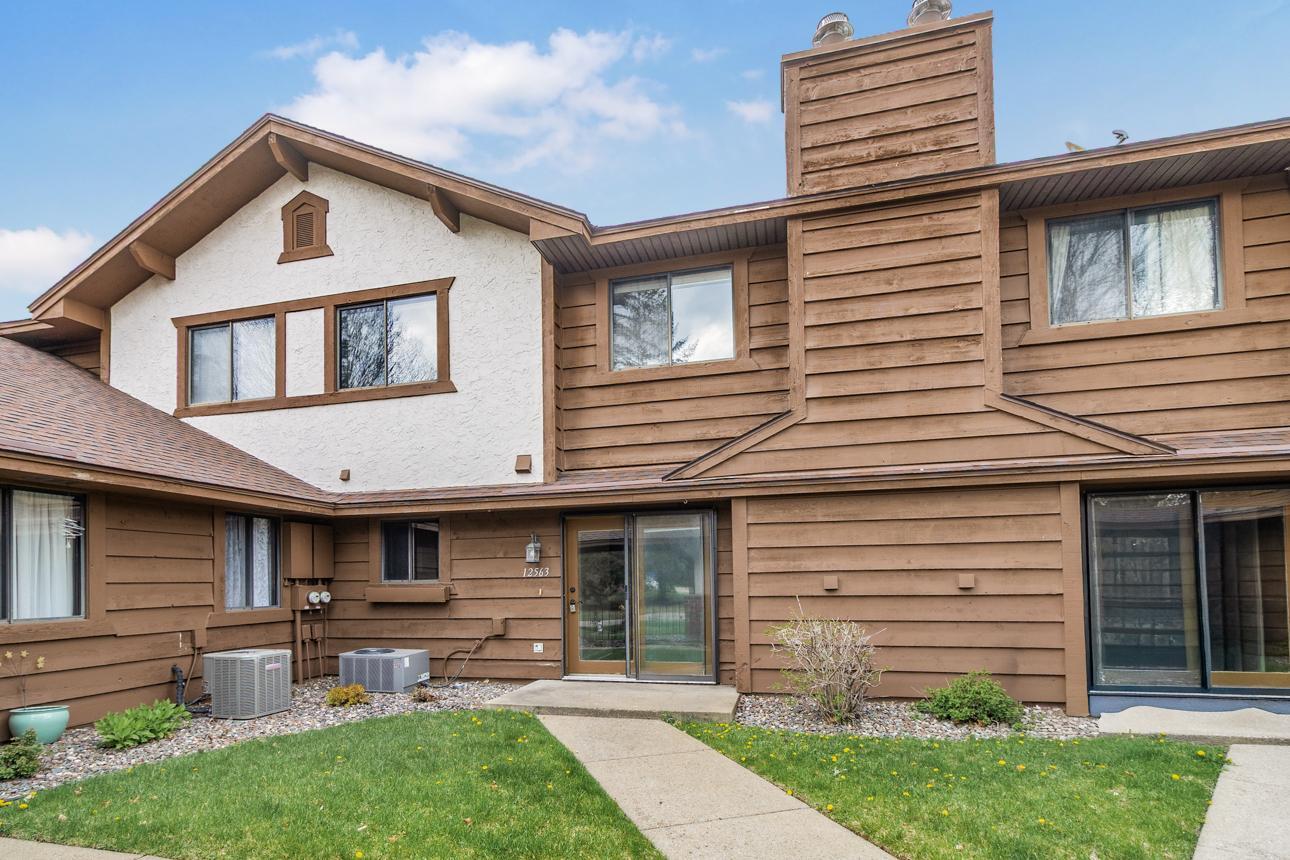 12563 Alder Street Northwest Coon Rapids, MN 55448 - Photo 1 of 24