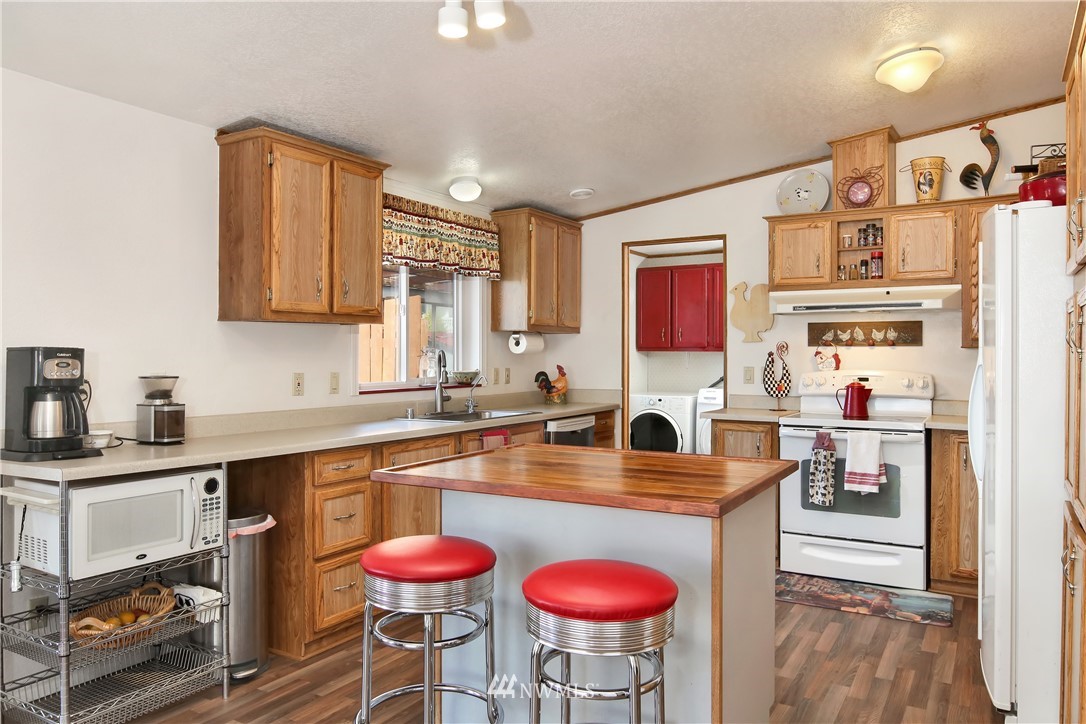 3670 North Red River Road Ferndale, WA 98248 - Photo 5 of 25