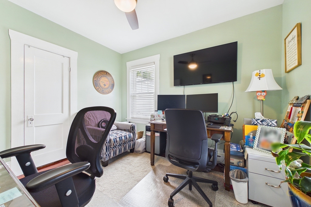 21 Sycamore Street Fairhaven, MA 02719 - Photo 11 of 22