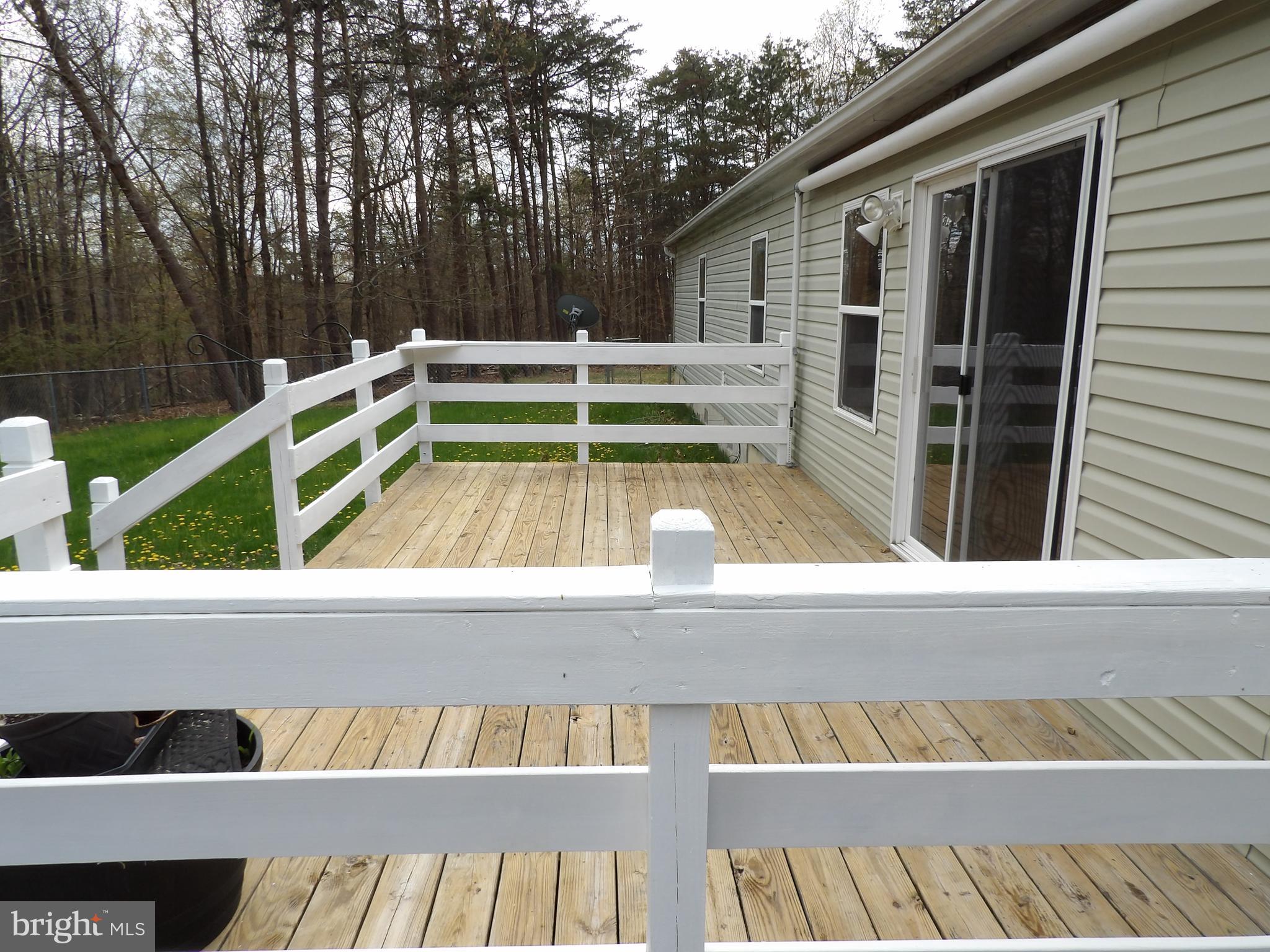 48 Roderick Lane Berkeley Springs, WV 25411 - Photo 8 of 68 Rear Deck