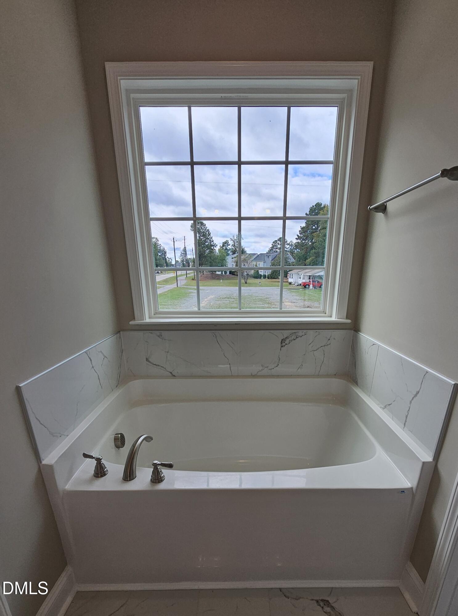 7996 Humie Olive Road Apex, NC 27502 - Photo 14 of 20 Master bathtub