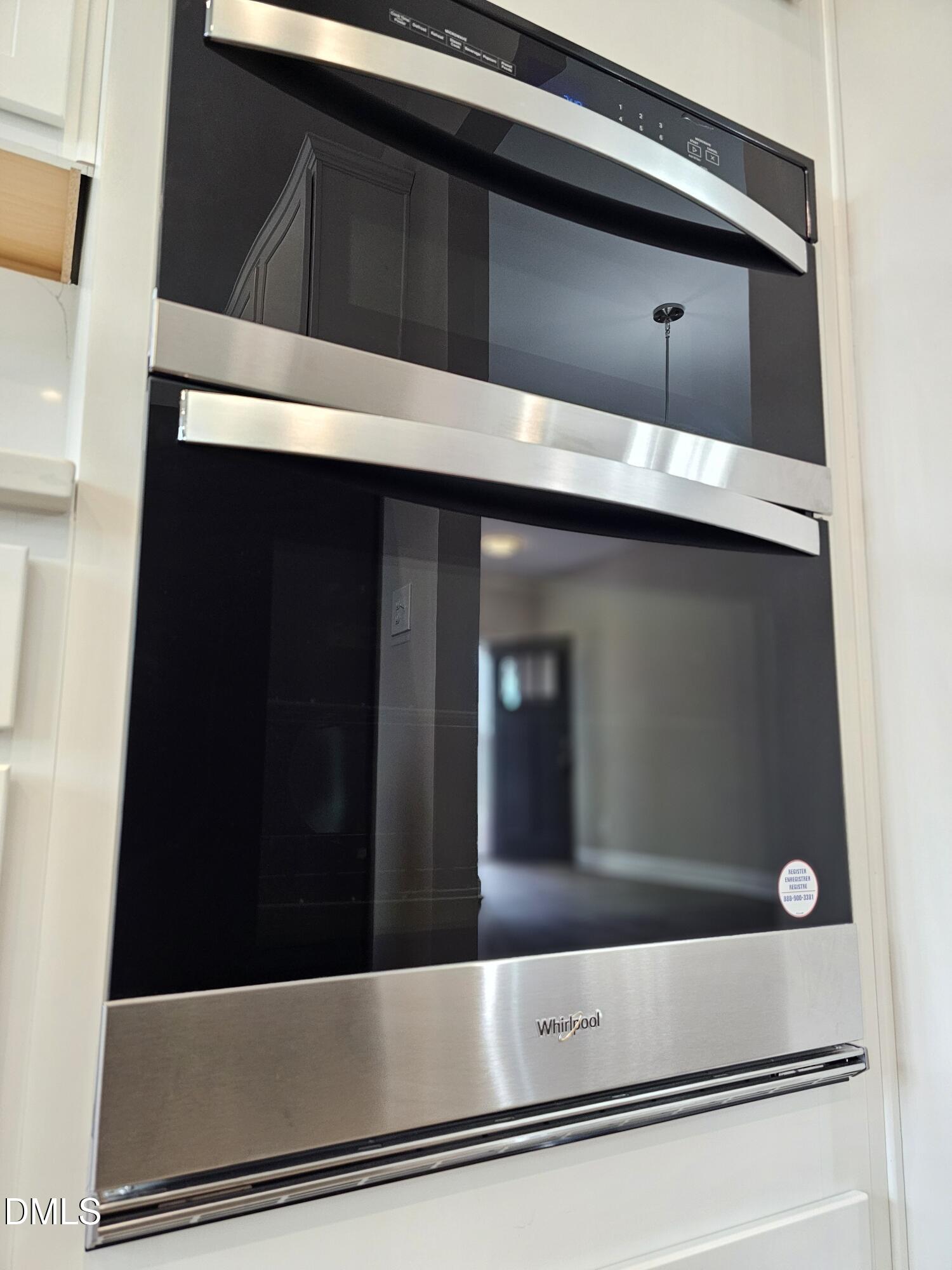 7996 Humie Olive Road Apex, NC 27502 - Photo 8 of 20 Oven