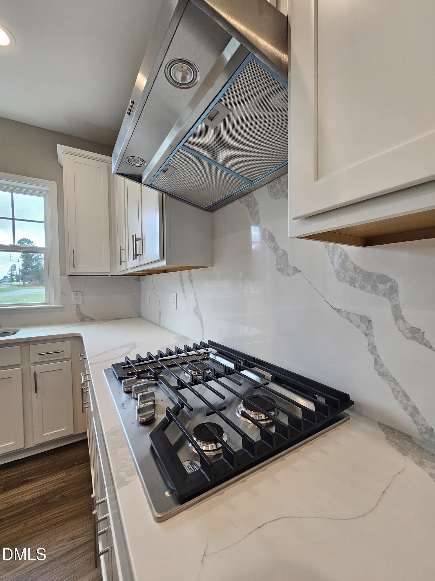 7996 Humie Olive Road Apex, NC 27502 - Photo 10 of 20 Gas top