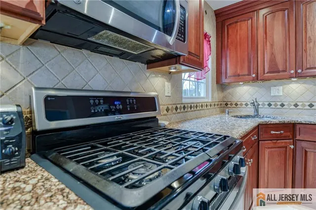 $649,000 | 499 Old Stage Road, Spotswood, NJ 08884