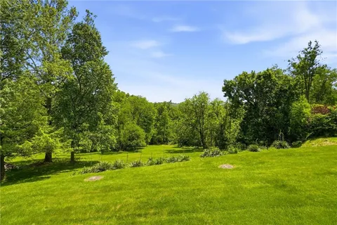 $284,900 | 505 Fannie St Extension, McDonald, PA 15057