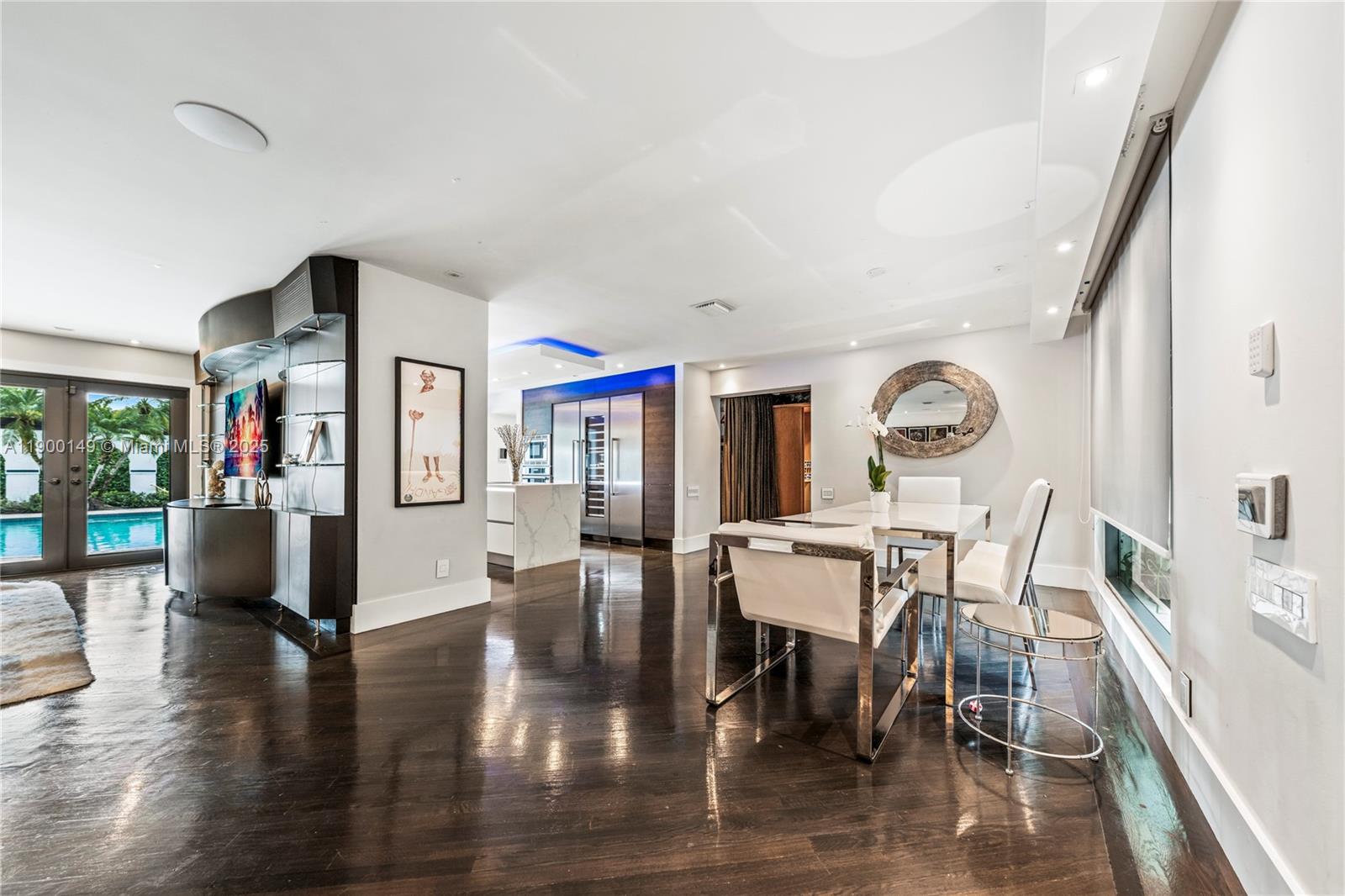 5820 Palm Tree Road Plantation, FL 33317 - Photo 5 of 23 a view of a livingroom and dining room