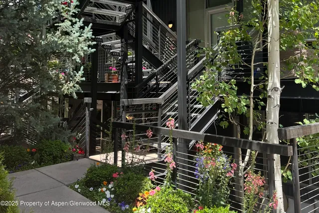 $1,800,000 | 434 East Main Street, Unit 102, Aspen, CO 81611