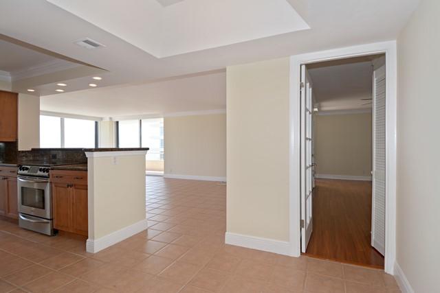 5550 North Ocean Drive, Unit 4A Riviera Beach, FL 33404 - Photo 3 of 25 02_5550NOceanDr_Unit4A_2002_HiRes