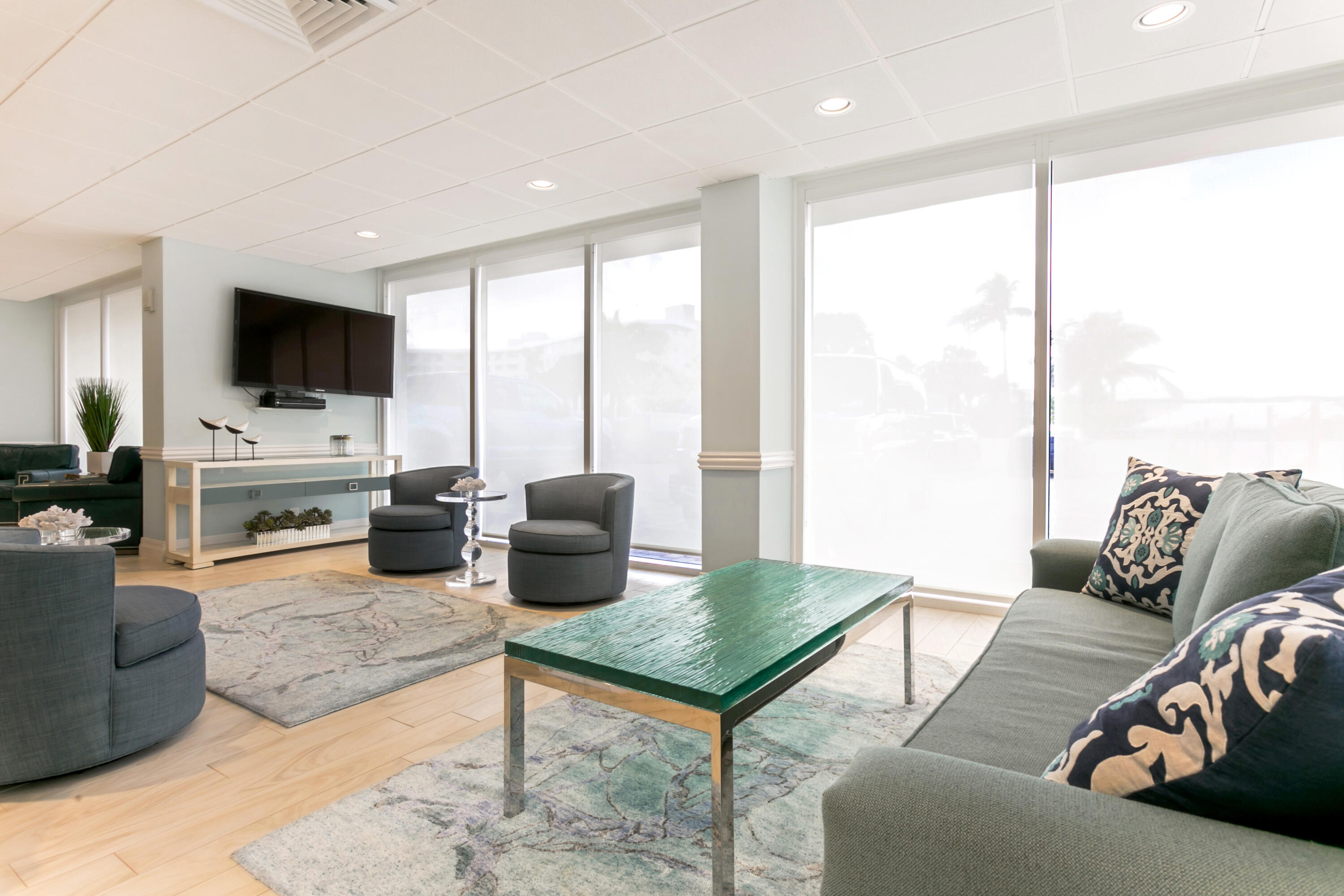 2800 South Ocean Boulevard, Unit 2K Boca Raton, FL 33432 - Photo 39 of 57 North Lounge