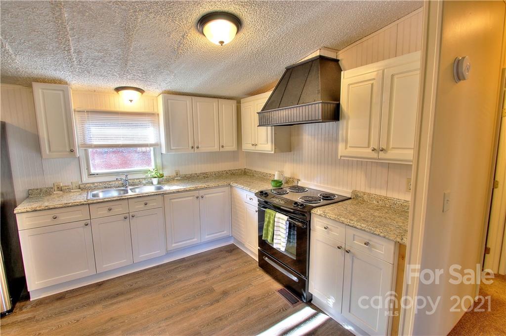 24 Wiggins Road Candler, NC 28715 - Photo 5 of 22 Gallery Image 5