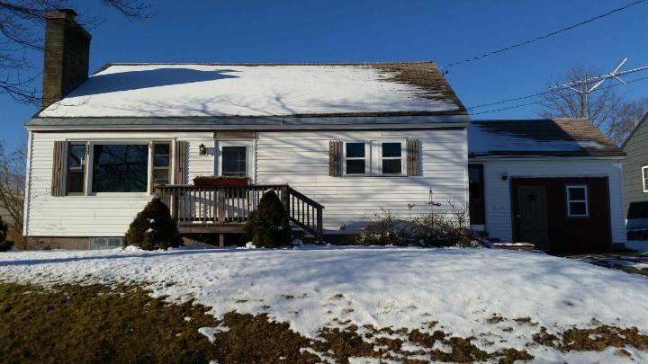 85 Forest Avenue Millinocket, ME 04462 - Photo 1 of 13 Photo