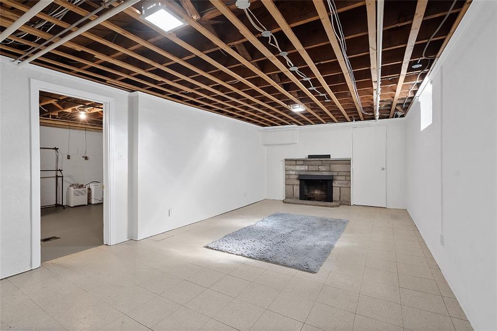 2359 Collins Road Pittsburgh, PA 15235 - Photo 20 of 25 Gallery Image 20
